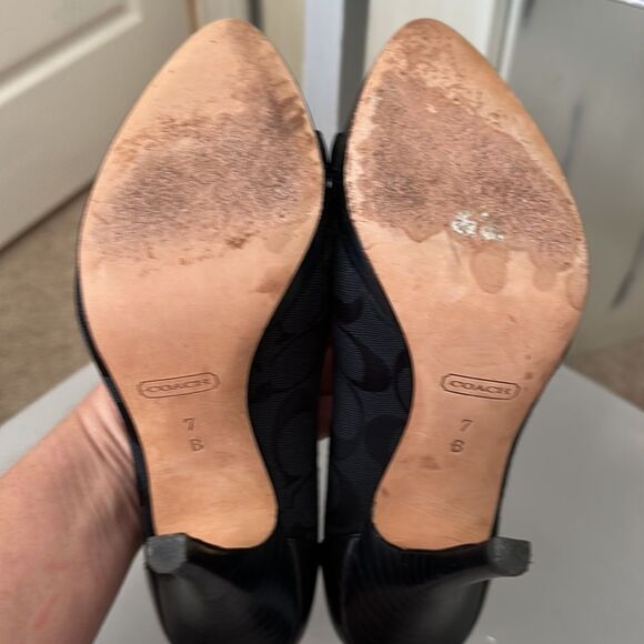 Coach Heels - Picture 10 of 11